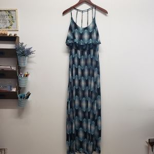 SOCIALITE Geometric Chevron Print Maxi Dress Tiered Ruffle Strappy Back Large